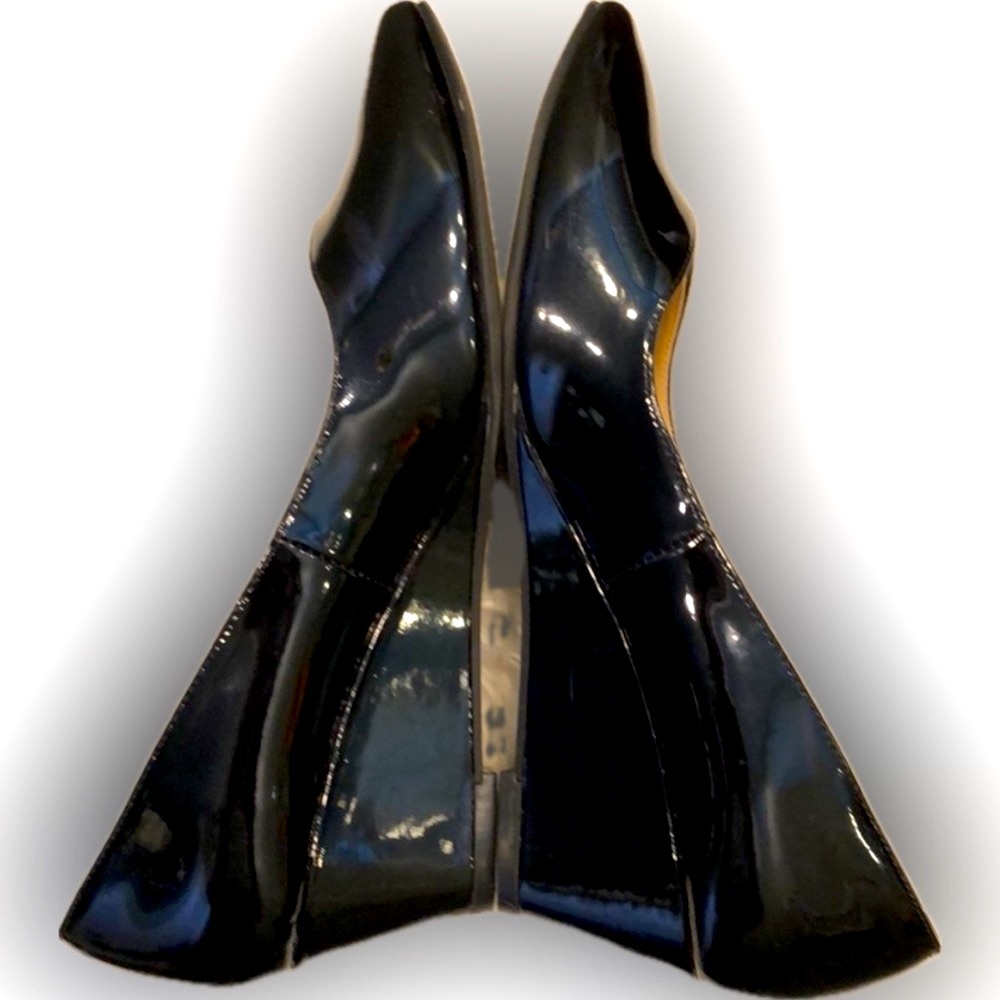 CL by Chinese laundry | black patent leather wedge heels